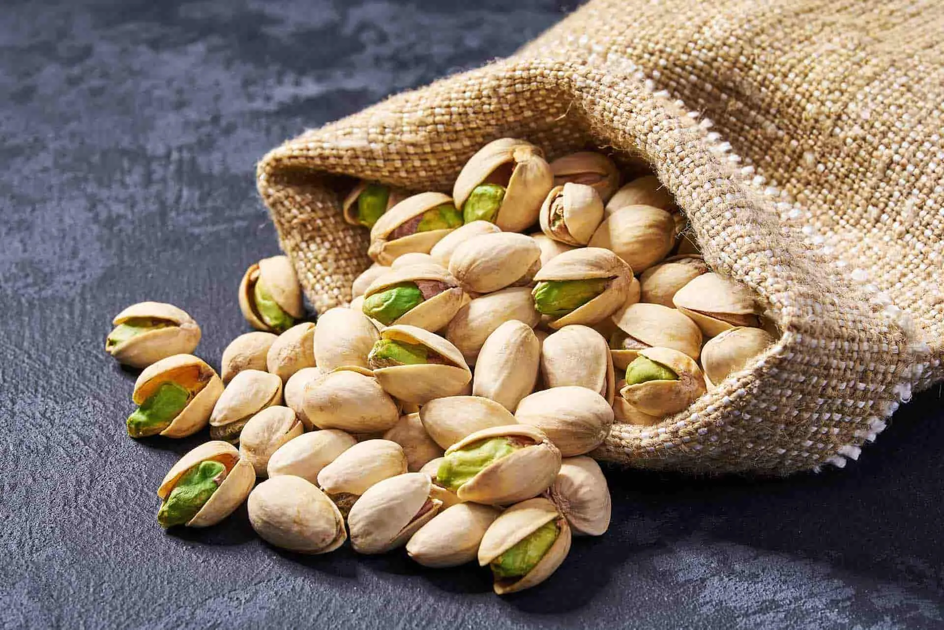 خرید و قیمت روز پسته احمدآقایی