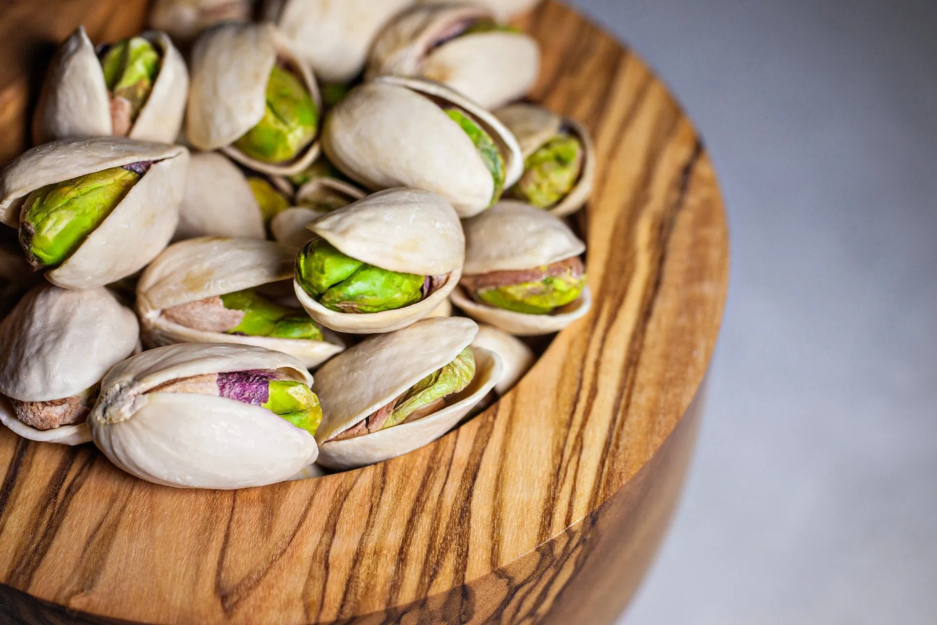 راهنمای خرید پسته شور شده + قیمت عالی